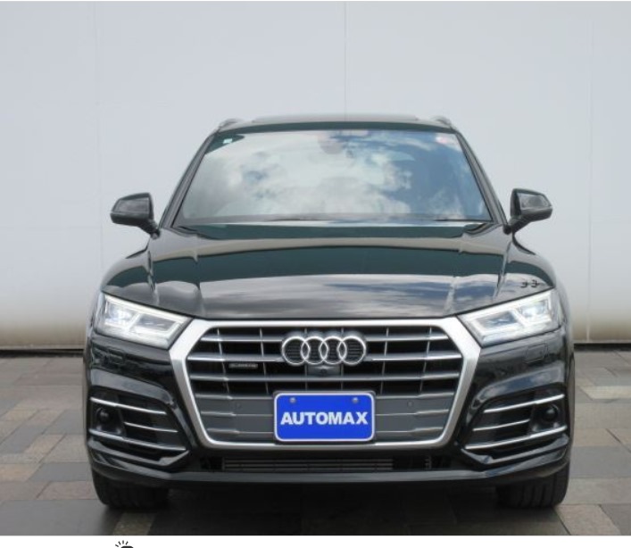 Audi Q5 Front View