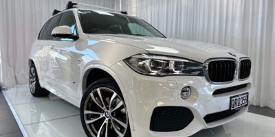 2017 white BMW X5