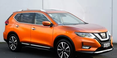 2017 orange Nissan X-Trail