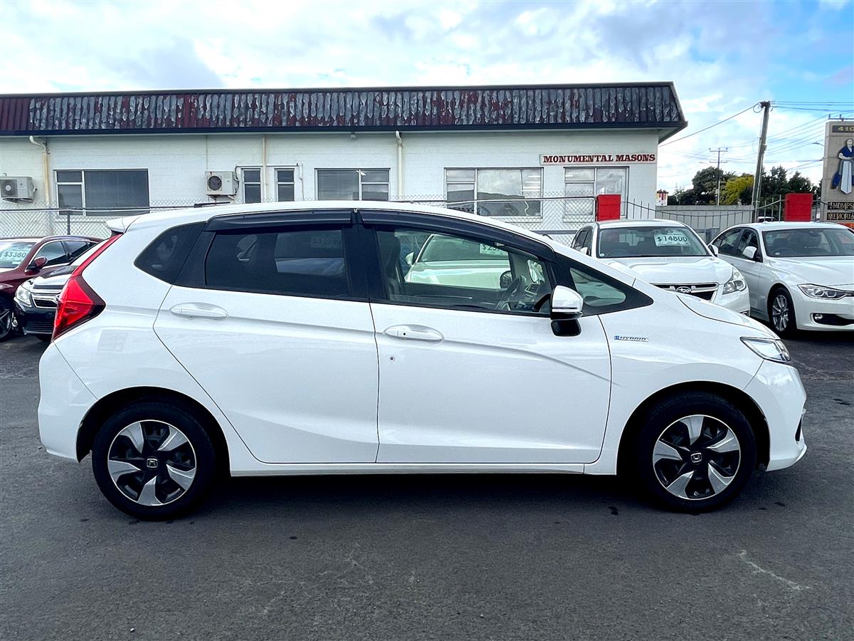 2017 Honda Fit Hybrid