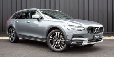 2017 Volvo V90