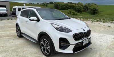 2017 White Kia Sportage GT-Line