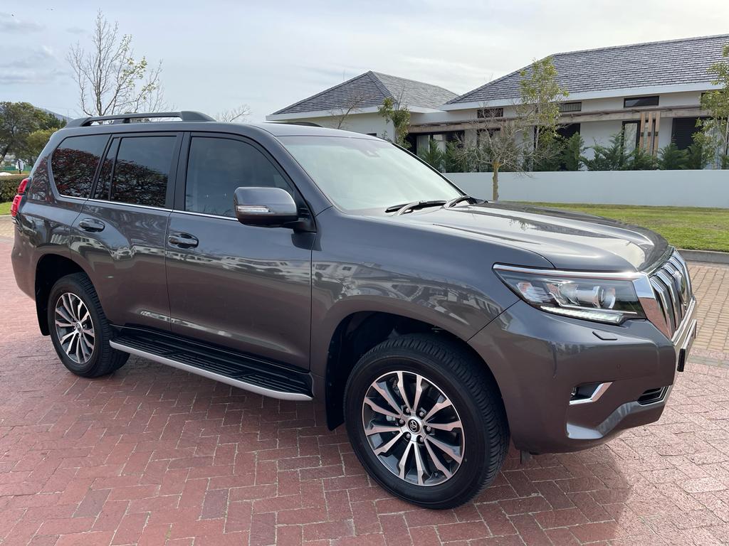 2018 Toyota Land Cruiser Prado