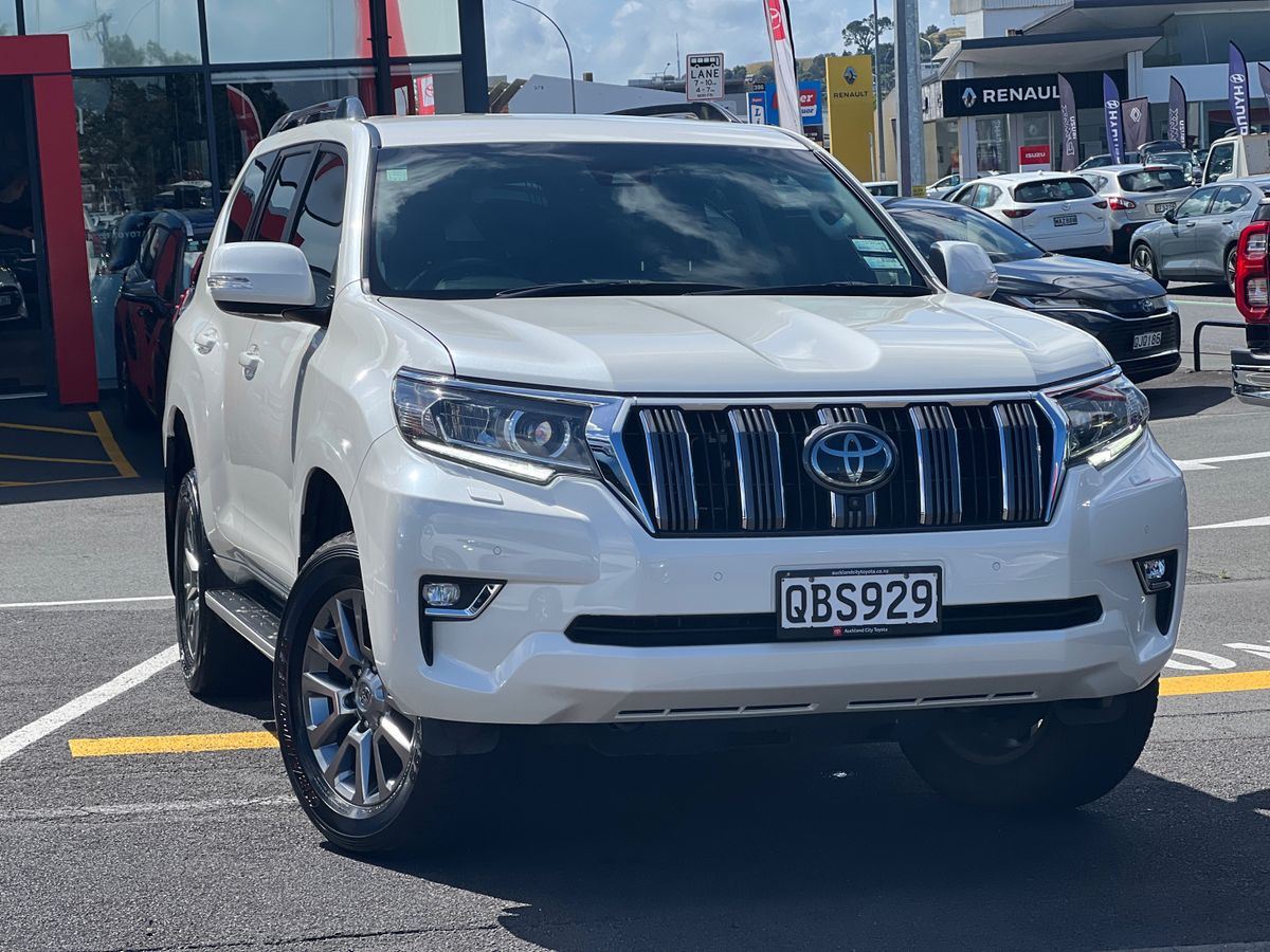 2018 Toyota Land Cruiser Prado