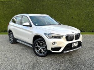 2017 White BMW X1 xDrive 18d