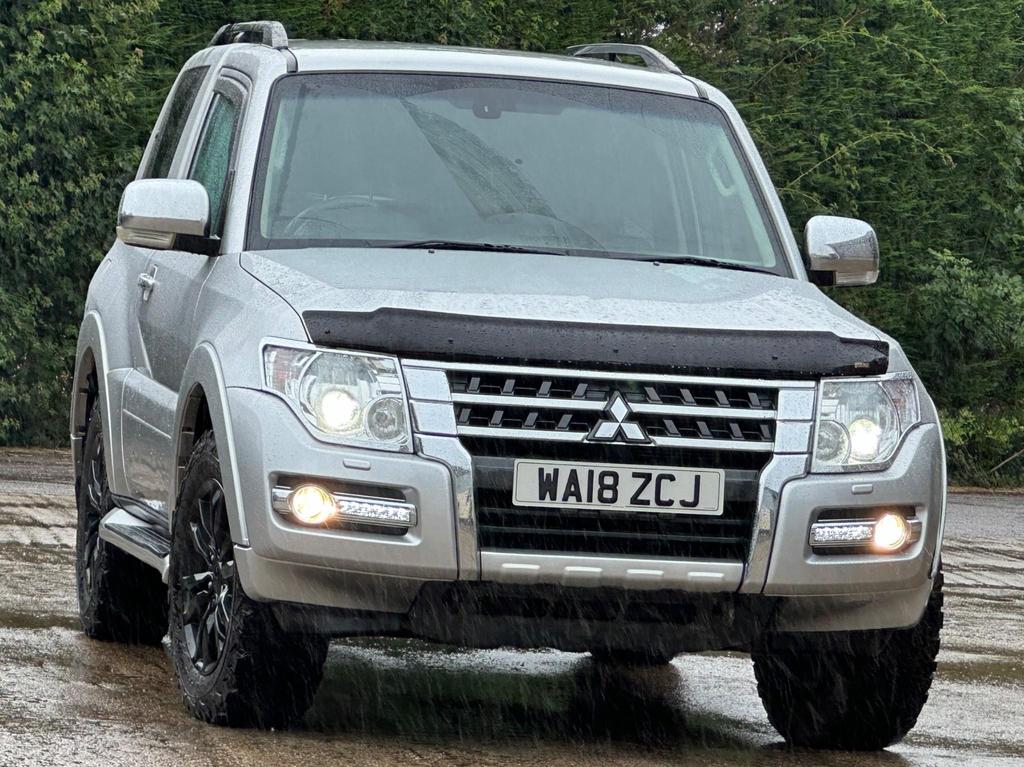 2017 Silver Mitsubishi Shogun DI-DC