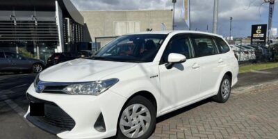 2018 White Toyota Corolla FIELDER HYBRID