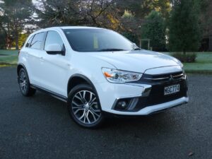 2019 White Mitsubishi ASX XLS