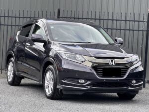 2017 Black Honda Vezel