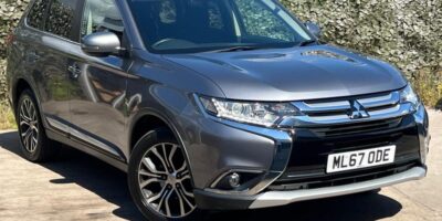 Grey 2017 Mitsubishi Outlander DI-D 3