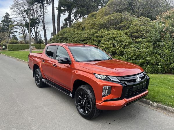 2018 Mitsubishi Triton 4WD D WS 2.4 GSR