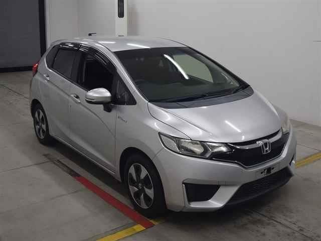 2017 grey Honda Fit