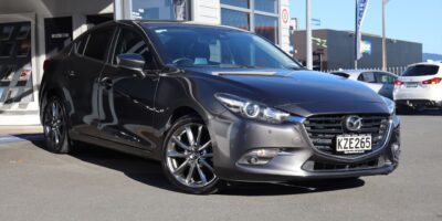 2017 grey Mazda 3