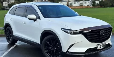 2017 white Mazda CX-9