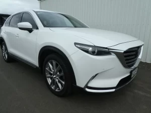 2017 white Mazda CX-9