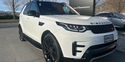 2020 white Land Rover Discovery