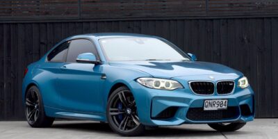 2017 blue BMW M2