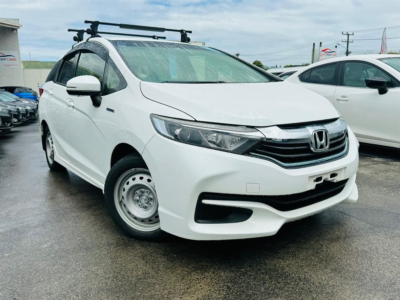 2018 white Honda Shuttle