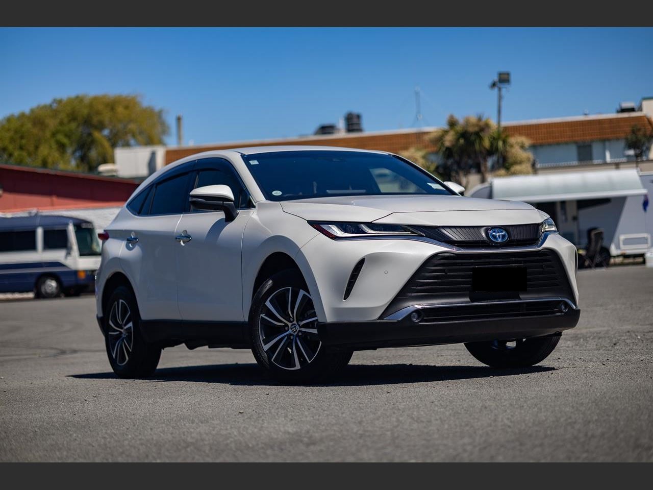 2020 silver Toyota Harrier