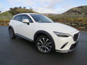 2018 white Mazda CX-3