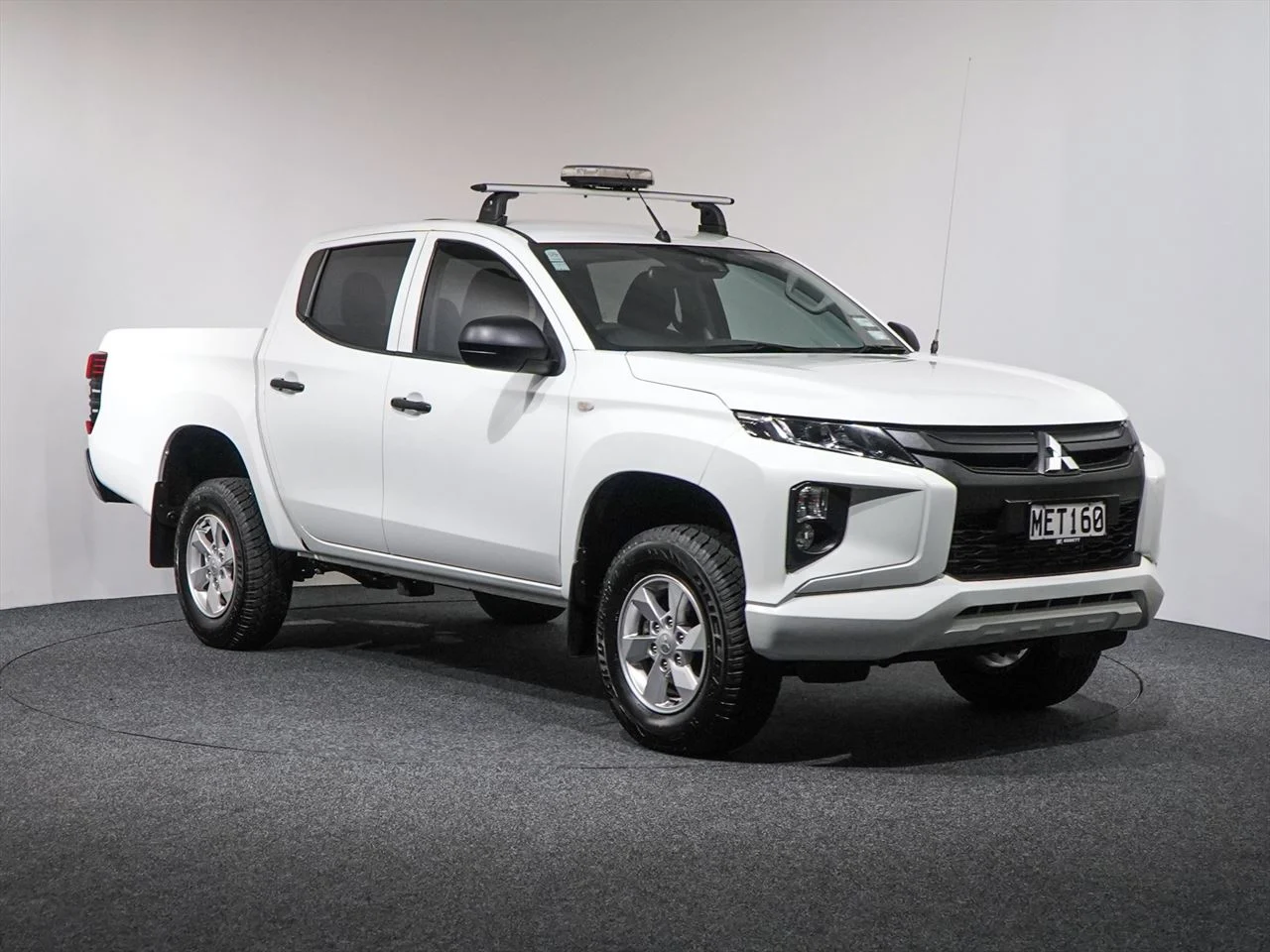 2017 white Mitsubishi Triton