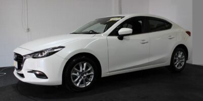 2018 white Mazda Axela hybrid