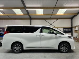 2017 Toyota Alphard