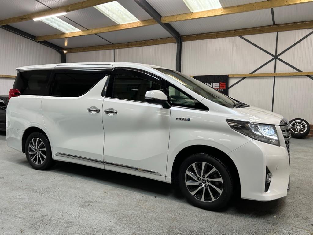 2017 Toyota Alphard