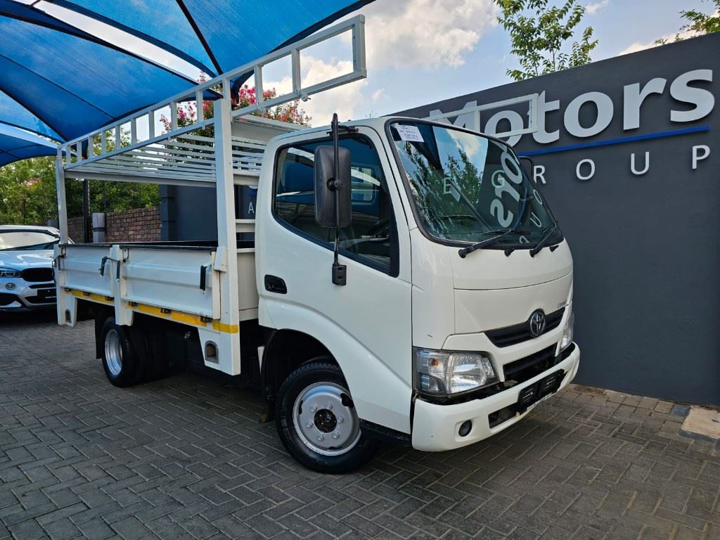 2017 Toyota Dyna