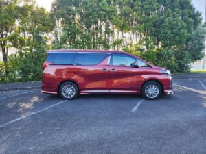 2018 Toyota Alphard Hybrid