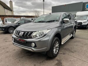 2019 Grey Mitsubishi L200