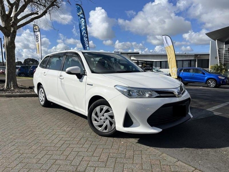 2017 Toyota Corolla FIELDER HYBRID