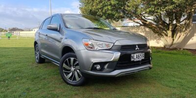 2018 silver Mitsubishi RVR