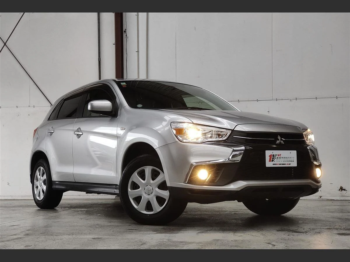 2018 silver Mitsubishi RVR