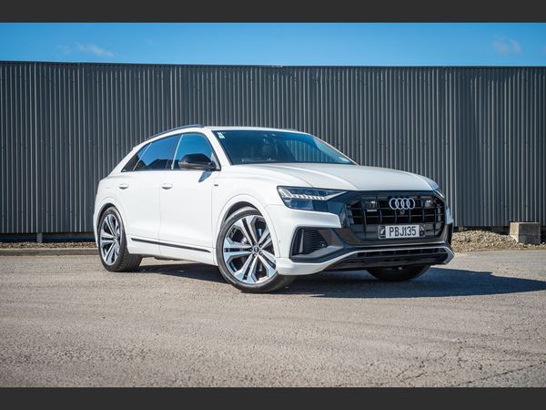 2017 Audi Q8 (55 TFSI 250kW S line quattro)