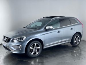 2017 VOLVO XC60 D4 R-DESIGN