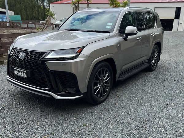 2023 Lexus LX 500d F SPORT