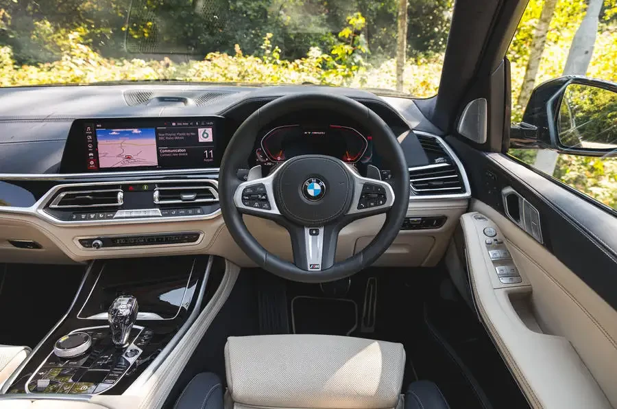 BMW X7 Dashboard Interior