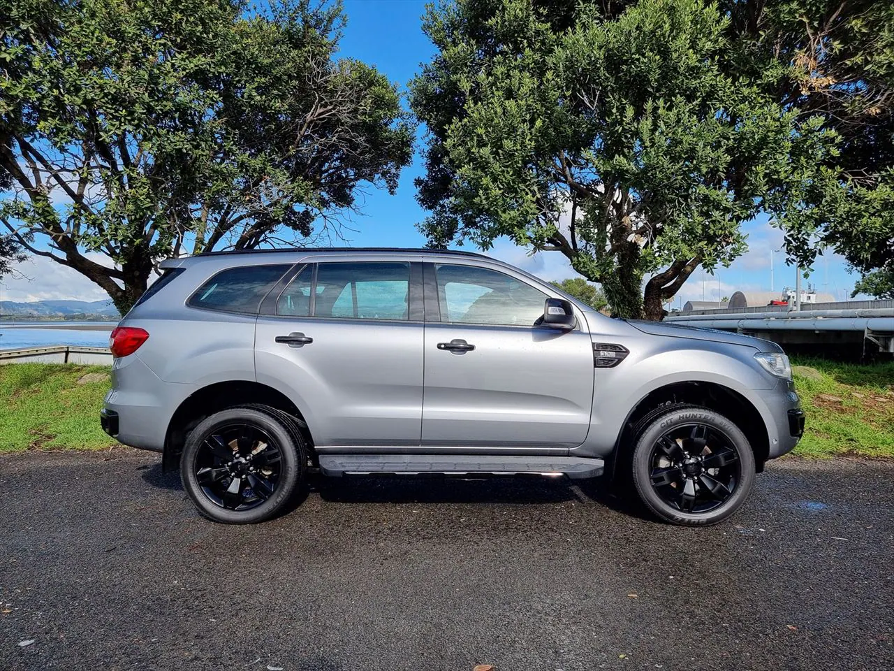 2017 Ford Everest TITANIUM 3.2 for Sale in Kenya by Best Cars for Sale in Kenya