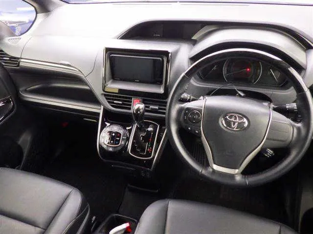 2017 TOYOTA ESQUIRE for Sale in Kenya by Best Cars for Sale in Kenya Ltd.