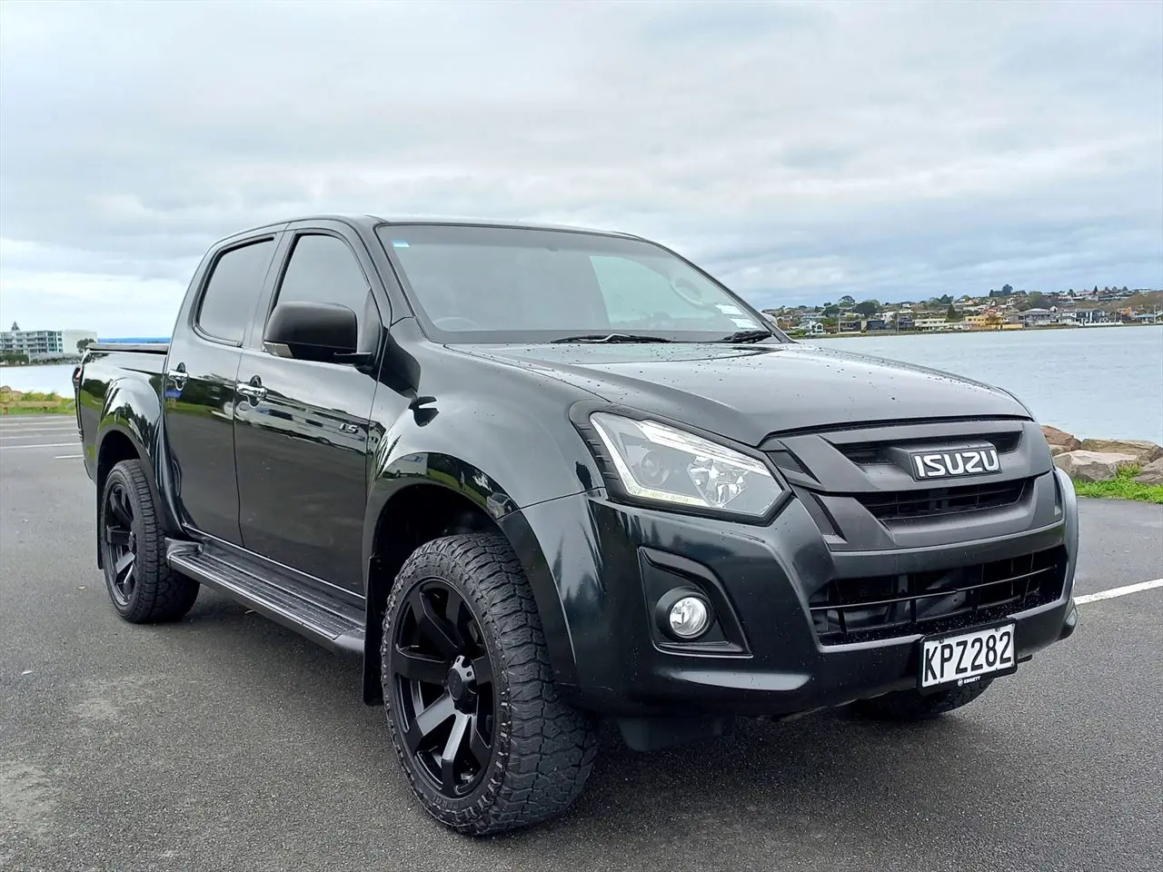 2017 Isuzu D-Max for Sale by Best Cars for Sale in Kenya Ltd.