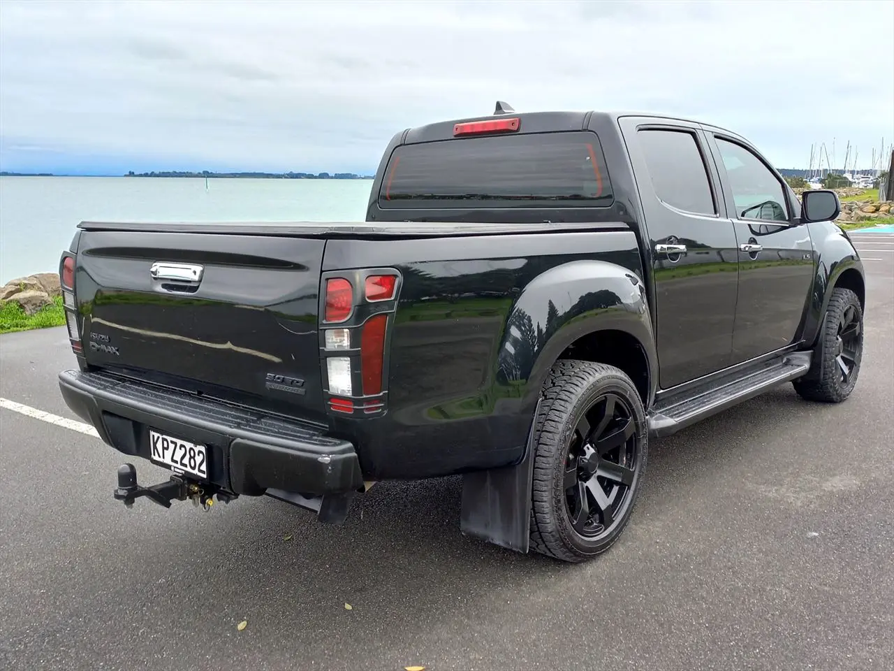 2017 Isuzu D-Max for Sale by Best Cars for Sale in Kenya Ltd.