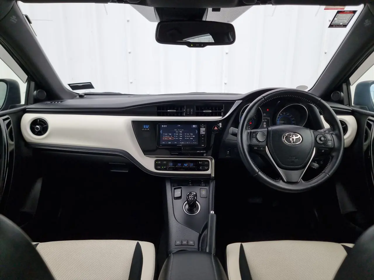 2017 Toyota Auris