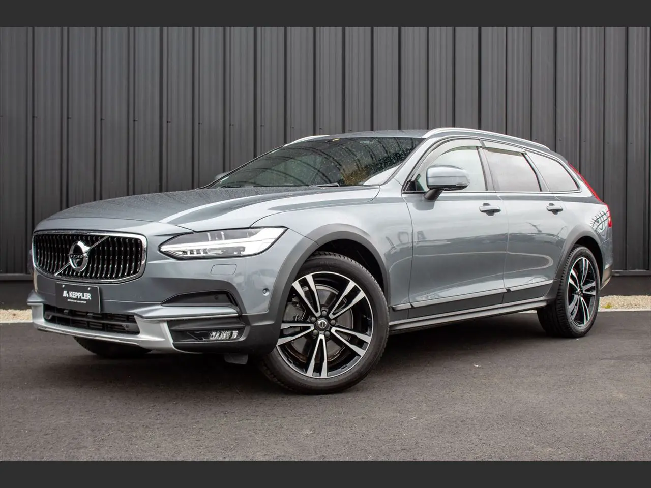 2017 Volvo V90 for Sale by Best Cars for Sale in Kenya Ltd.