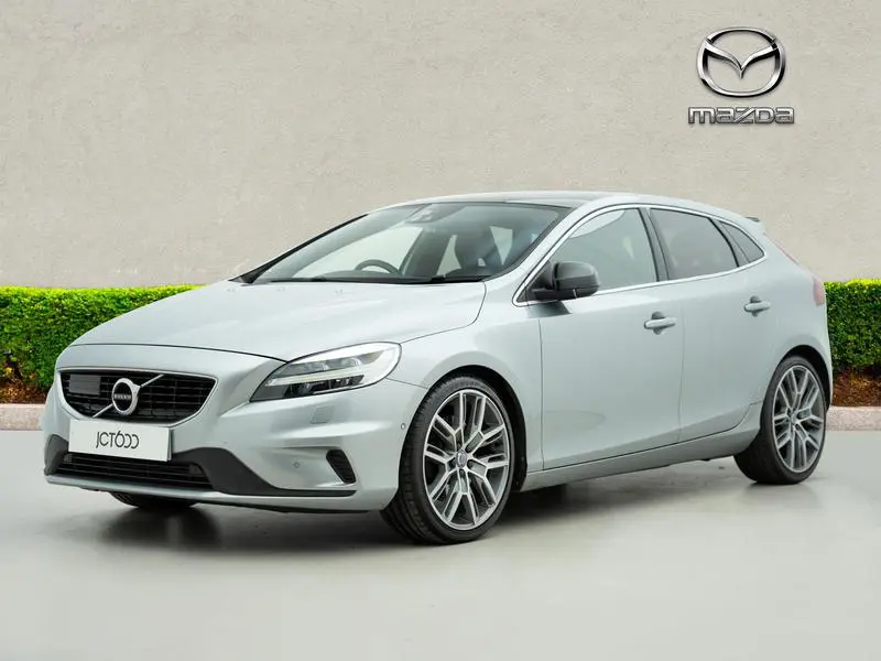 2017 Volvo V40