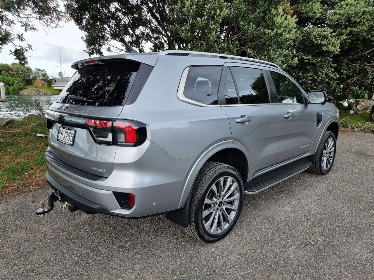 Ford Everest PLATINUM 3.0D V6 for Sale in Kenya by Best Cars for Sale in Kenya Ltd.