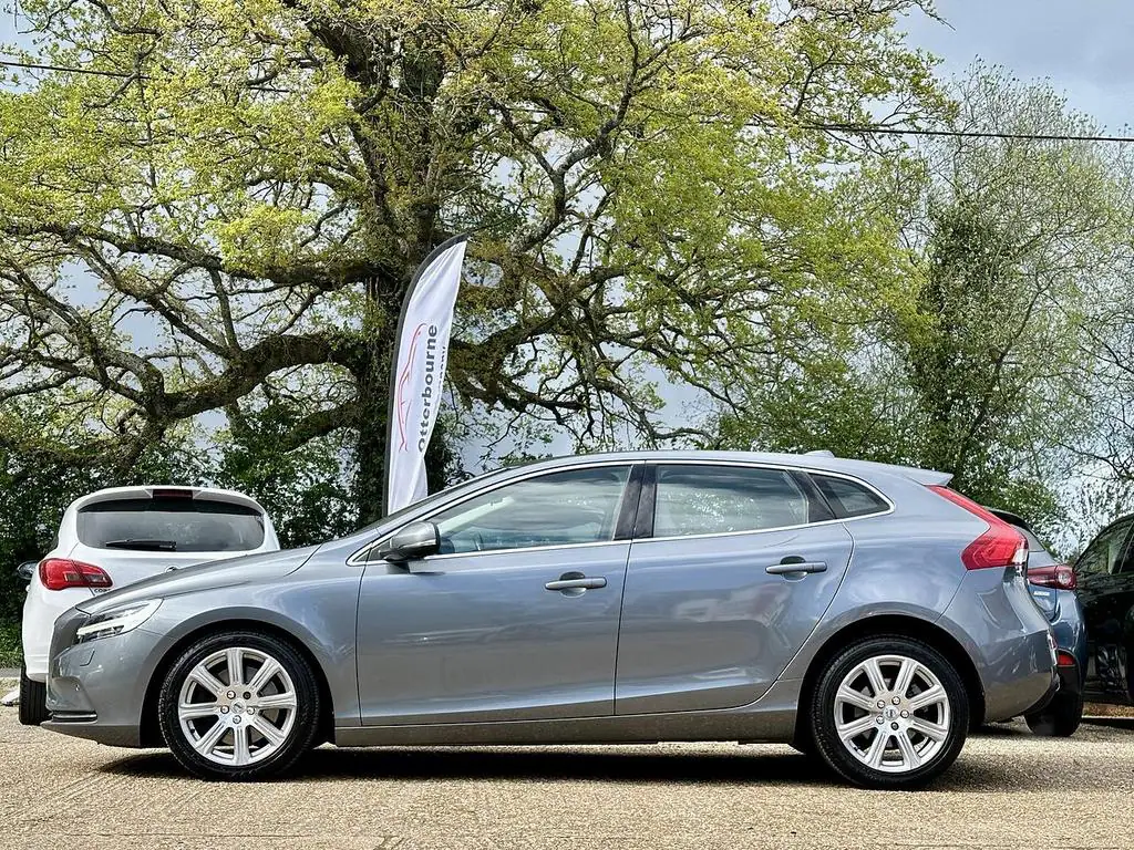 2018 Volvo V40 for sale in Kenya by Best Cars for Sale in Kenya Ltd.