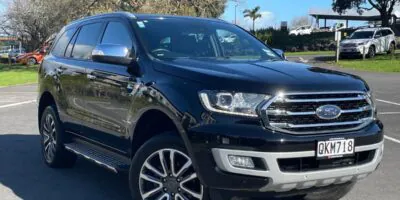 2020 black Ford Everest