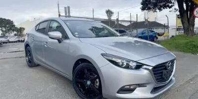 2018 silver Mazda Axela