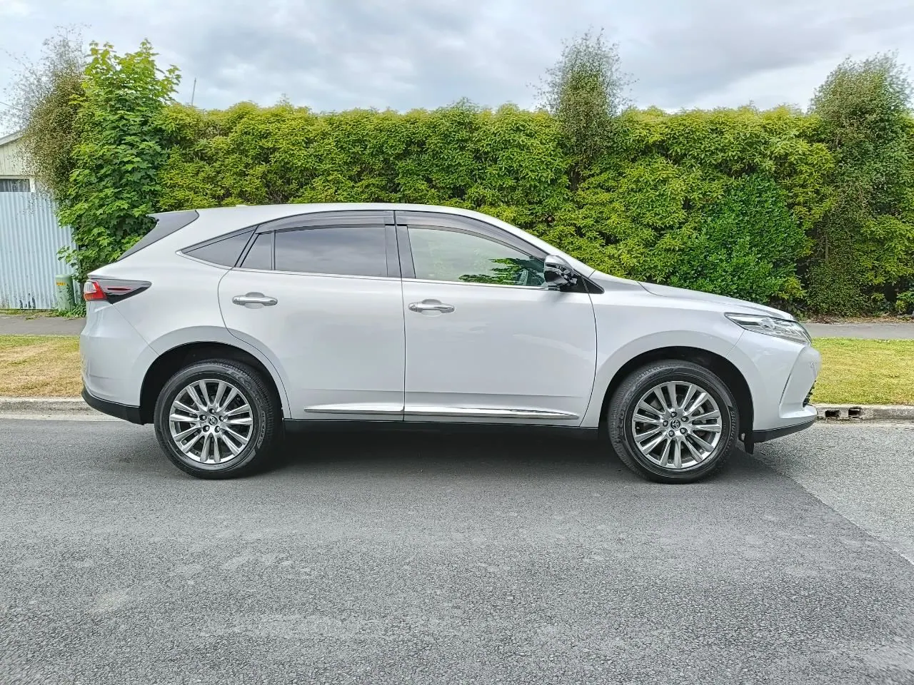 2018 Toyota Harrier for Sale in Kenya by Best Cars for Sale in Kenya Ltd